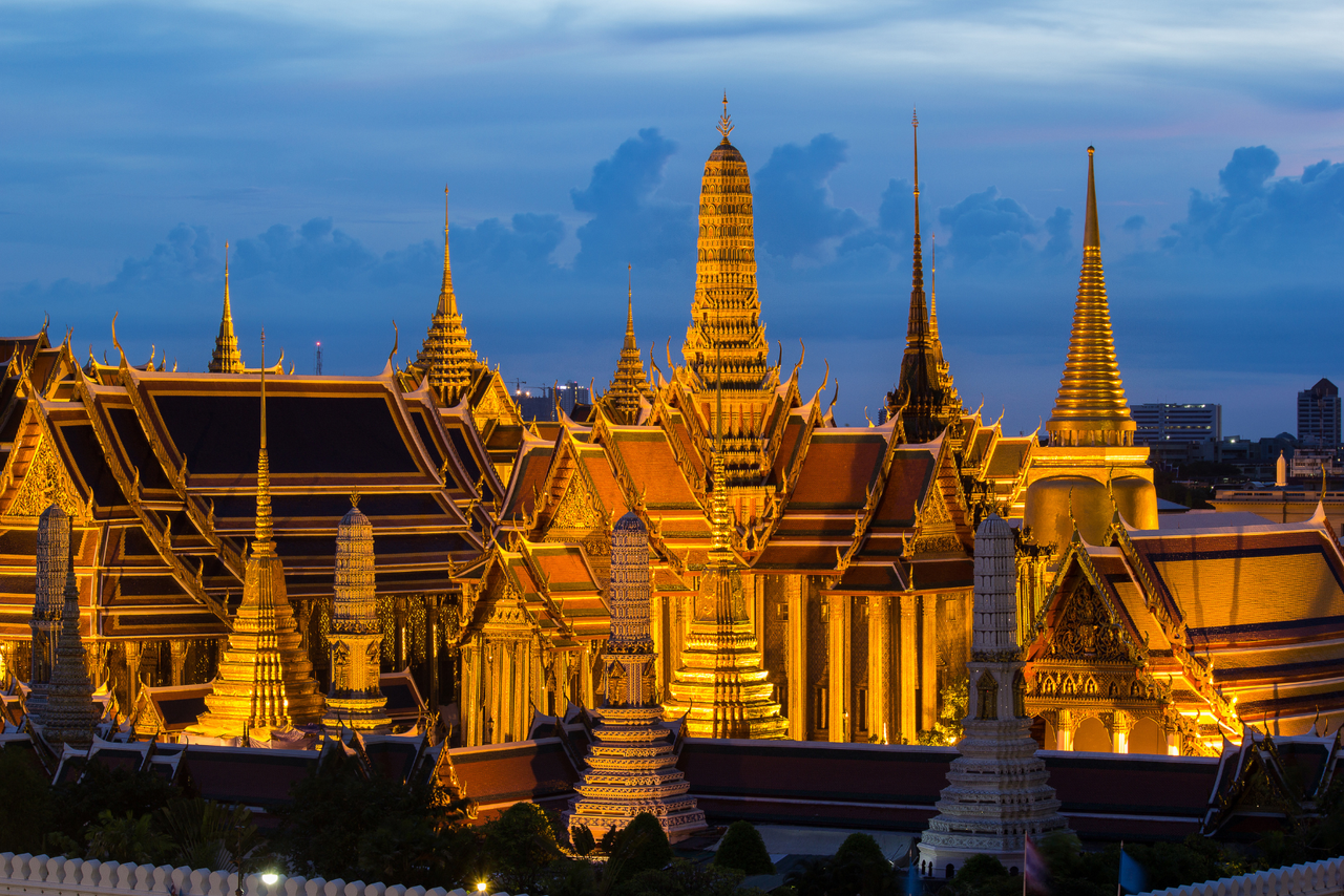 Bangkok - Pattaya: Explore Louis Tussaud's Wax Museum & Wat Arun Temple